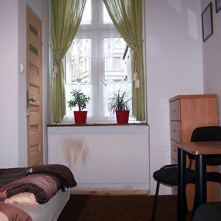 Film Hostel Познан Екстериор снимка