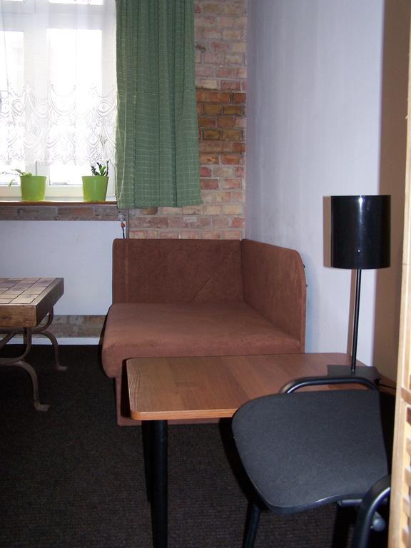 Film Hostel Познан Екстериор снимка