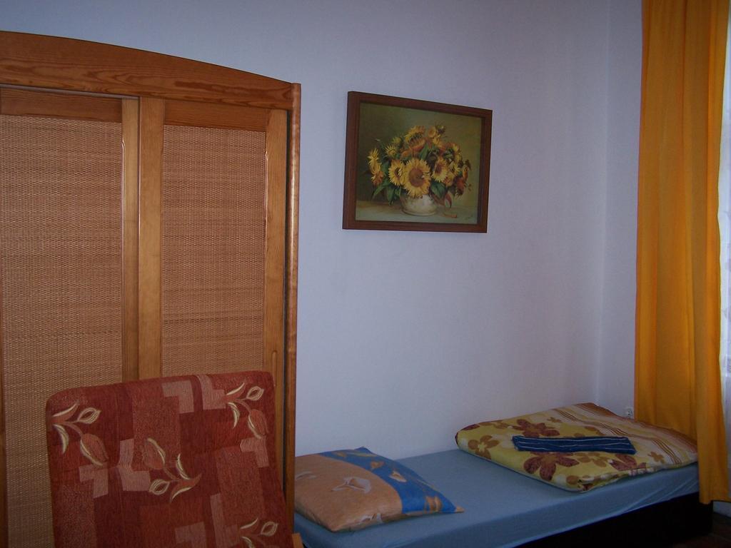 Film Hostel Познан Екстериор снимка