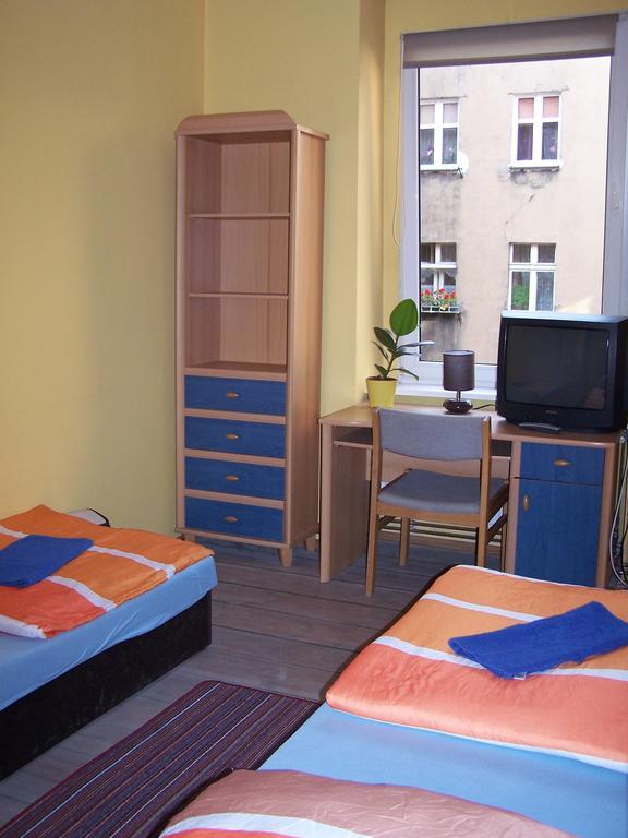 Film Hostel Познан Екстериор снимка