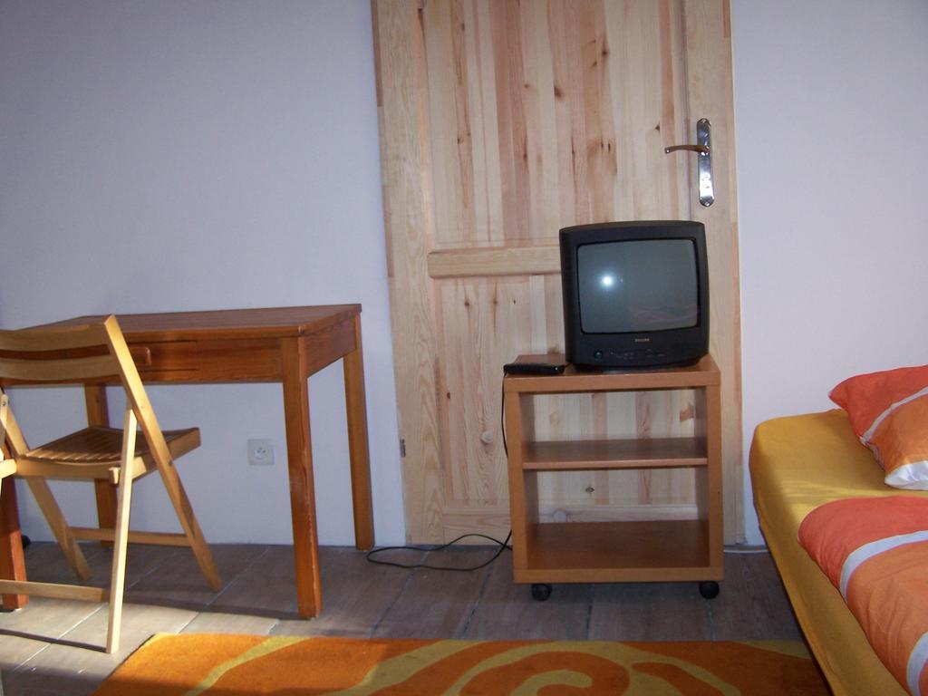Film Hostel Познан Екстериор снимка
